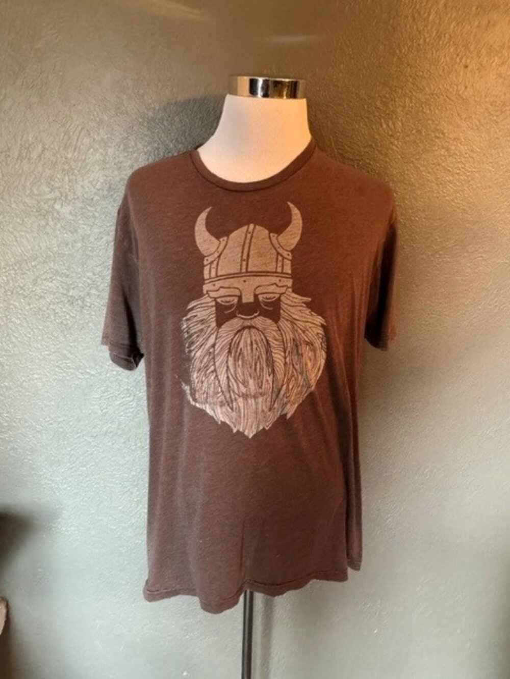 Mens XL Viking Tshirt